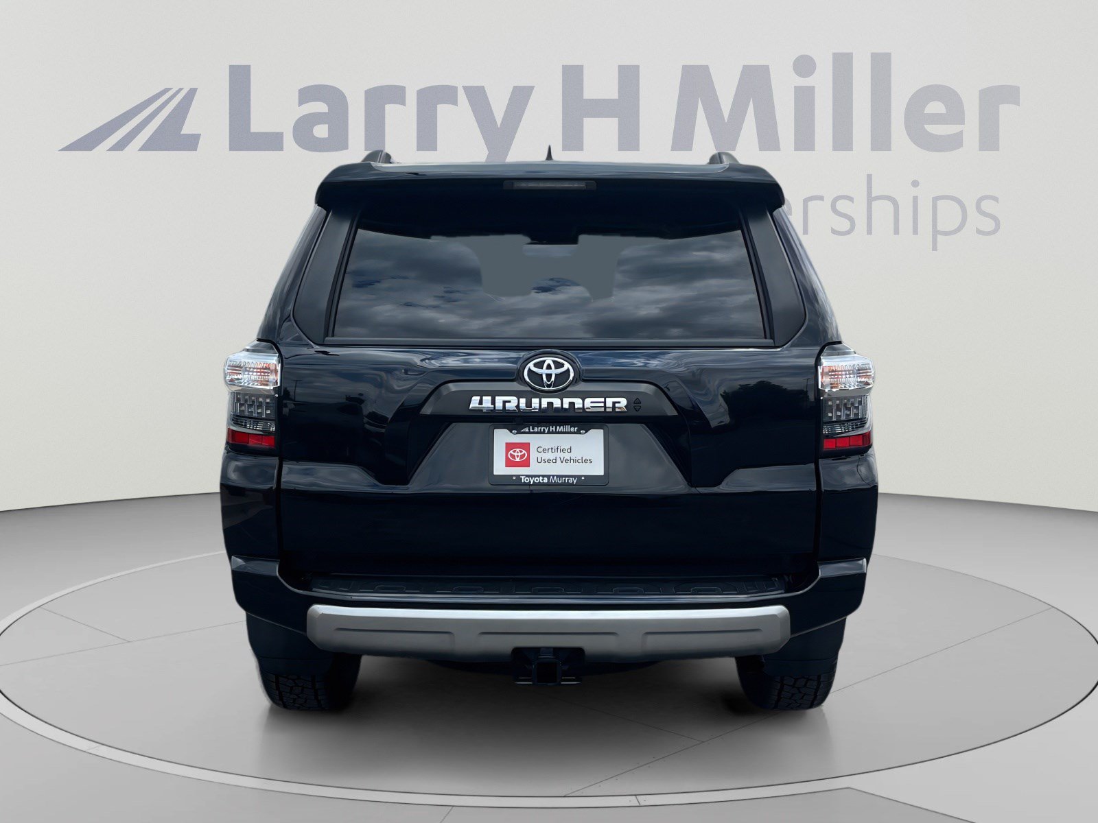 Certified 2023 Toyota 4Runner TRD Off-Road Premium w/ Off Road Premium Plus Package AWD/4WD image 4