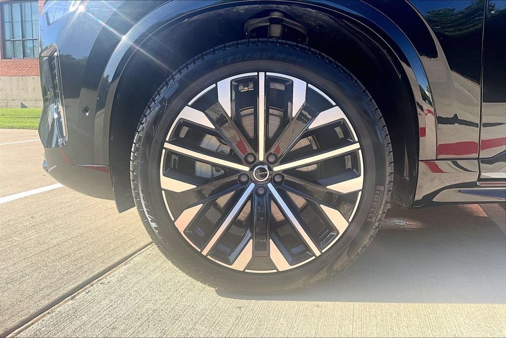 Used 2026 Volvo XC90 B6 Plus AWD/4WD image 11