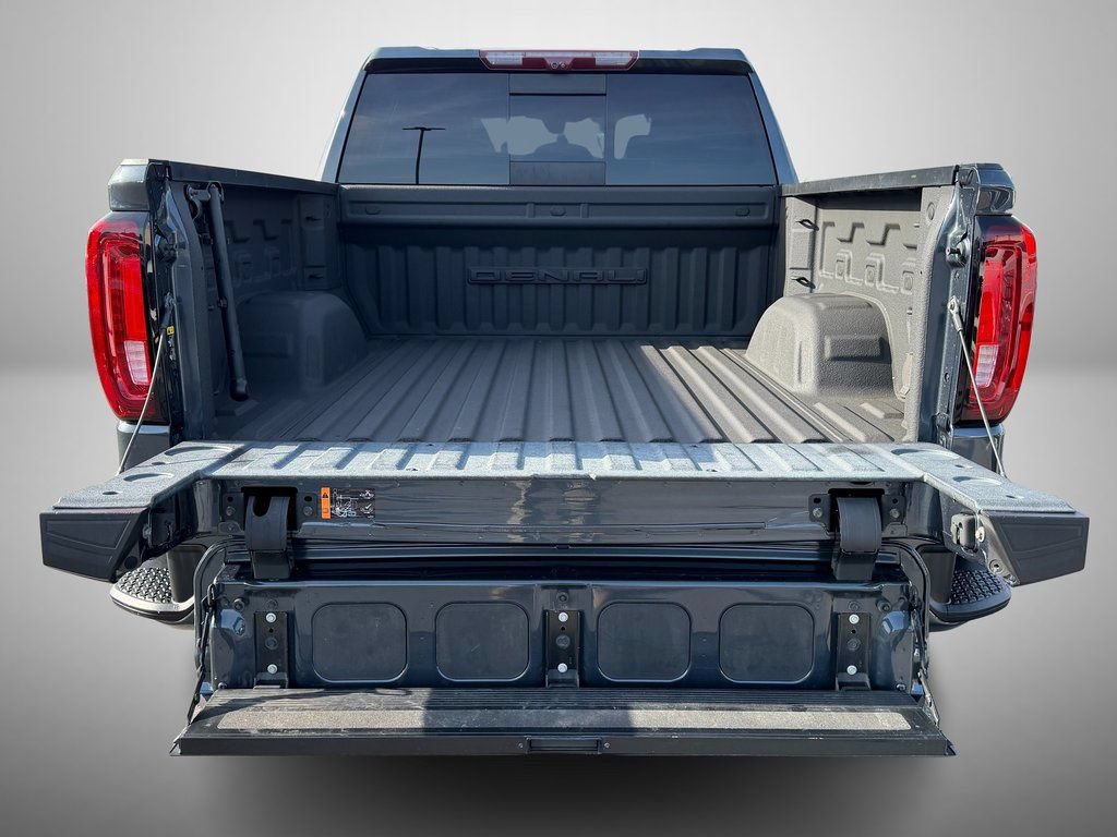Used 2021 GMC Sierra 1500 Denali w/ Denali Ultimate Package AWD/4WD image 8