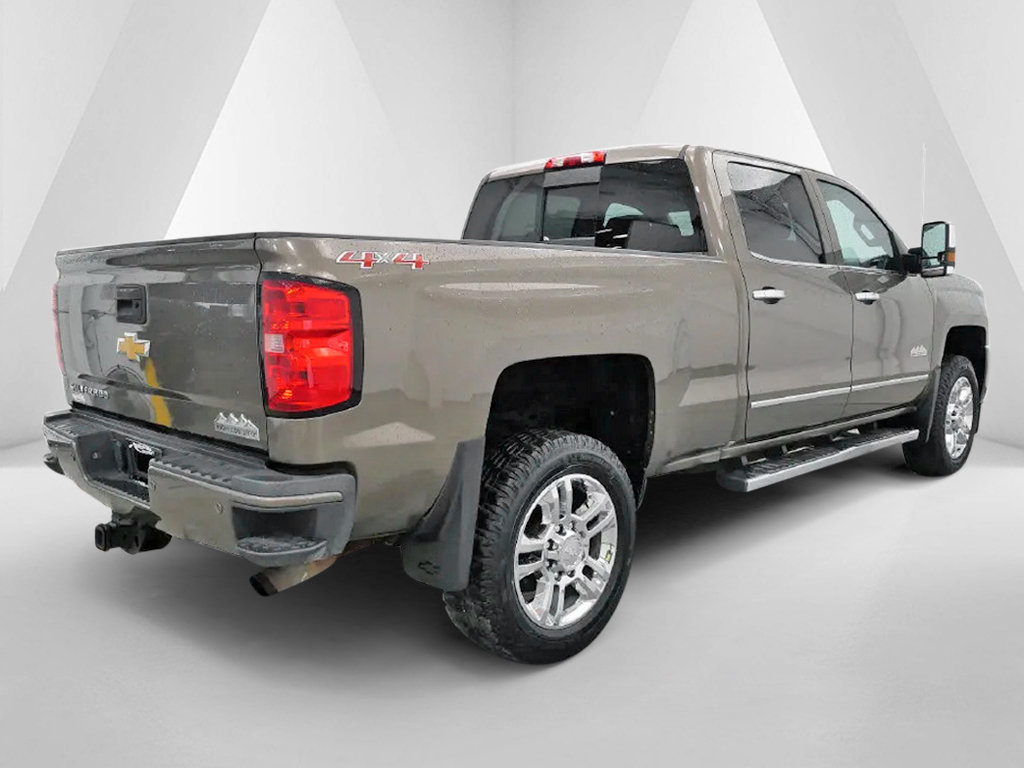 Used 2015 Chevrolet Silverado 2500 High Country w/ High Country Premium Package AWD/4WD image 6