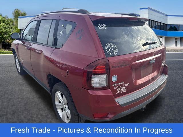 Used 2014 Jeep Compass Latitude AWD/4WD image 3