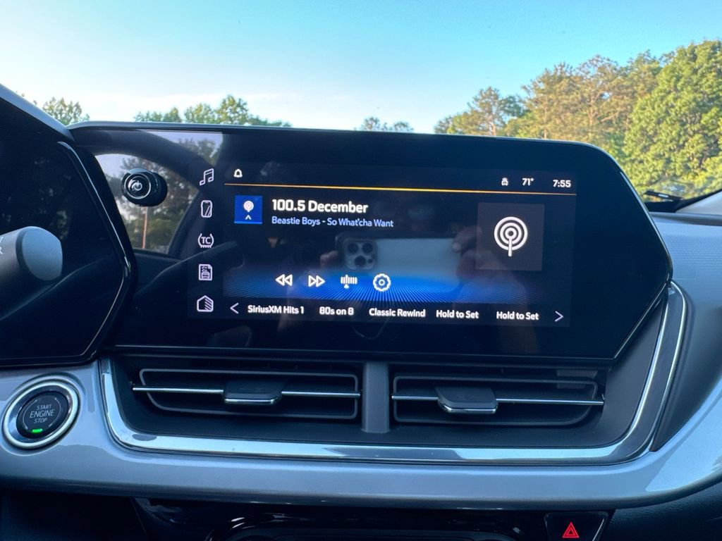 New 2026 Chevrolet Trax LT w/ LT Convenience Package FWD image 26