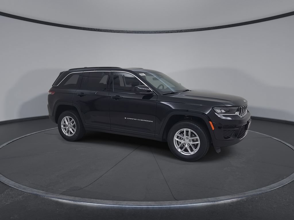 New 2026 Jeep Grand Cherokee Laredo X AWD/4WD image 2