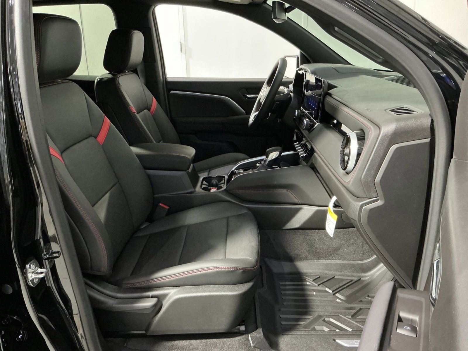 New 2026 Chevrolet Colorado Z71 w/ Z71 Convenience Package 2 image 34