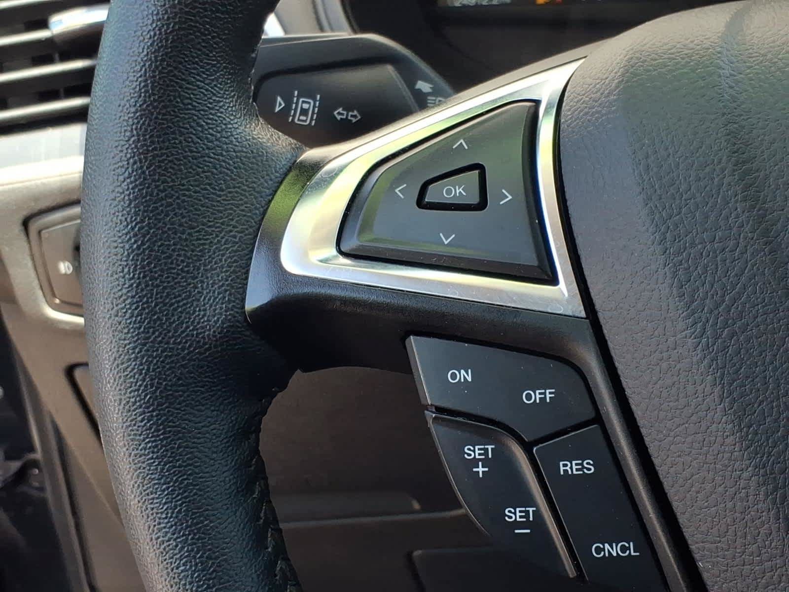 Used 2024 Ford Edge SEL w/ Sport Appearance Package AWD/4WD image 40
