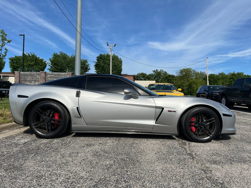 Used 2006 Chevrolet Corvette Z06 w/ Preferred Equipment Group RWD image 2