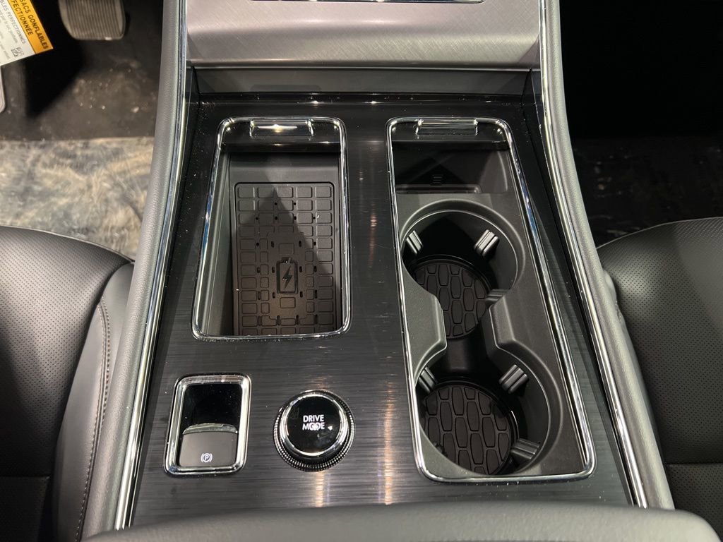 Used 2026 Lincoln Aviator AWD image 15