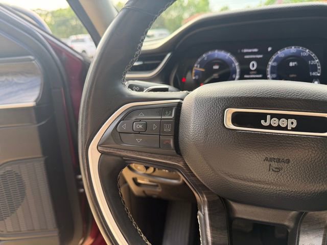 Used 2023 Jeep Grand Cherokee Limited image 24