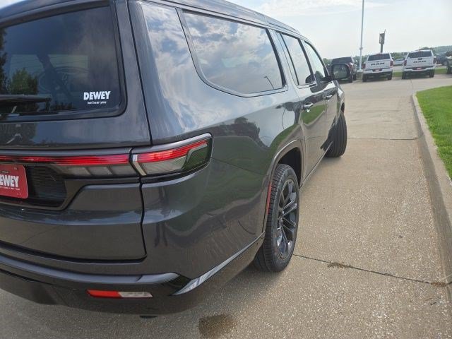 New 2026 Jeep Grand Wagoneer L Summit AWD/4WD image 26