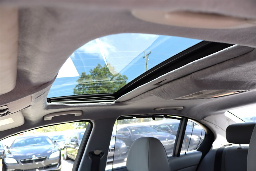 Used 2004 BMW 530i Sedan RWD image 22