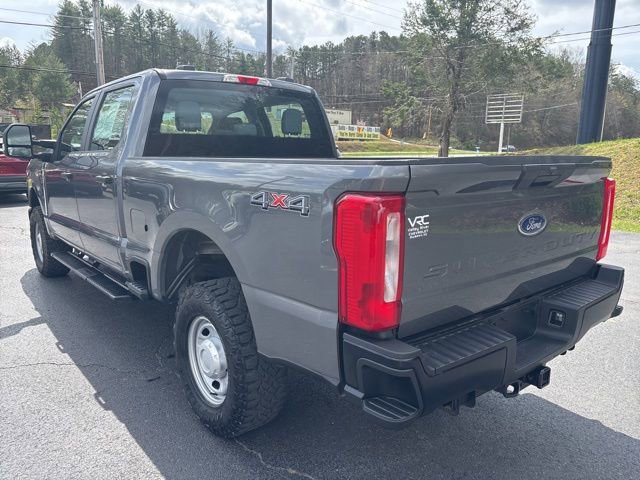 Used 2025 Ford F250 XL w/ XL Off-Road Package image 8