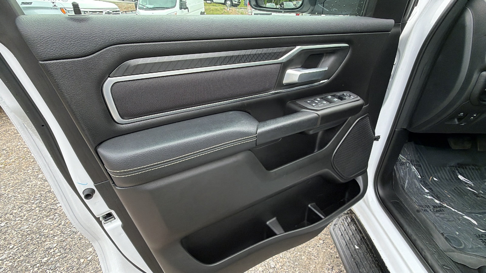 Used 2025 RAM 1500 Big Horn AWD/4WD image 14
