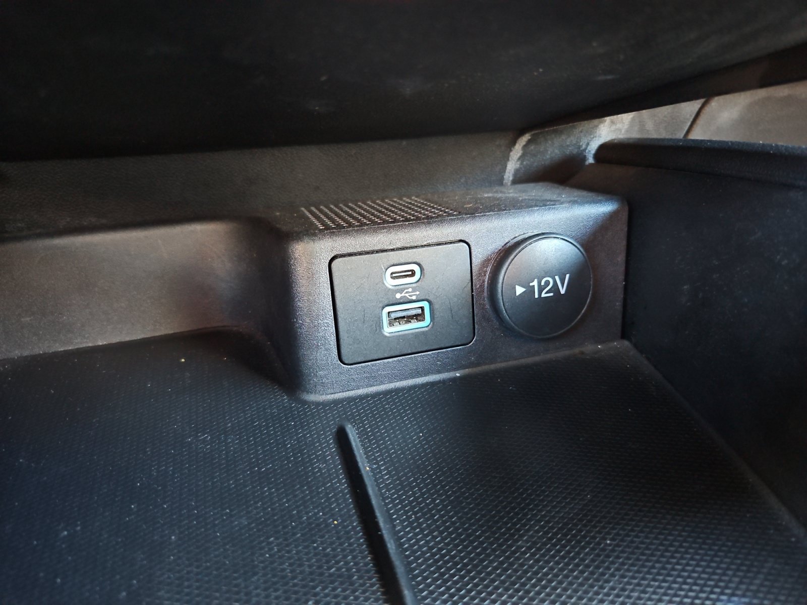 Used 2023 Ford Escape ST-Line AWD/4WD image 18