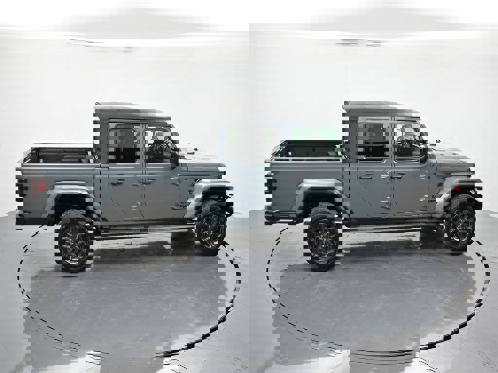 New 2026 Jeep Gladiator Sport image 31