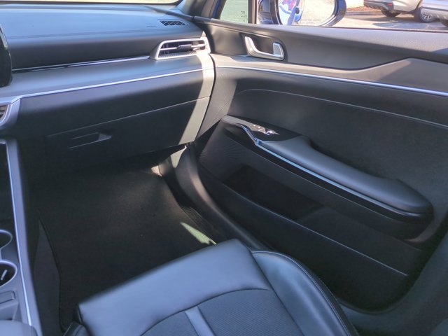 Used 2023 Kia K5 GT-Line image 17