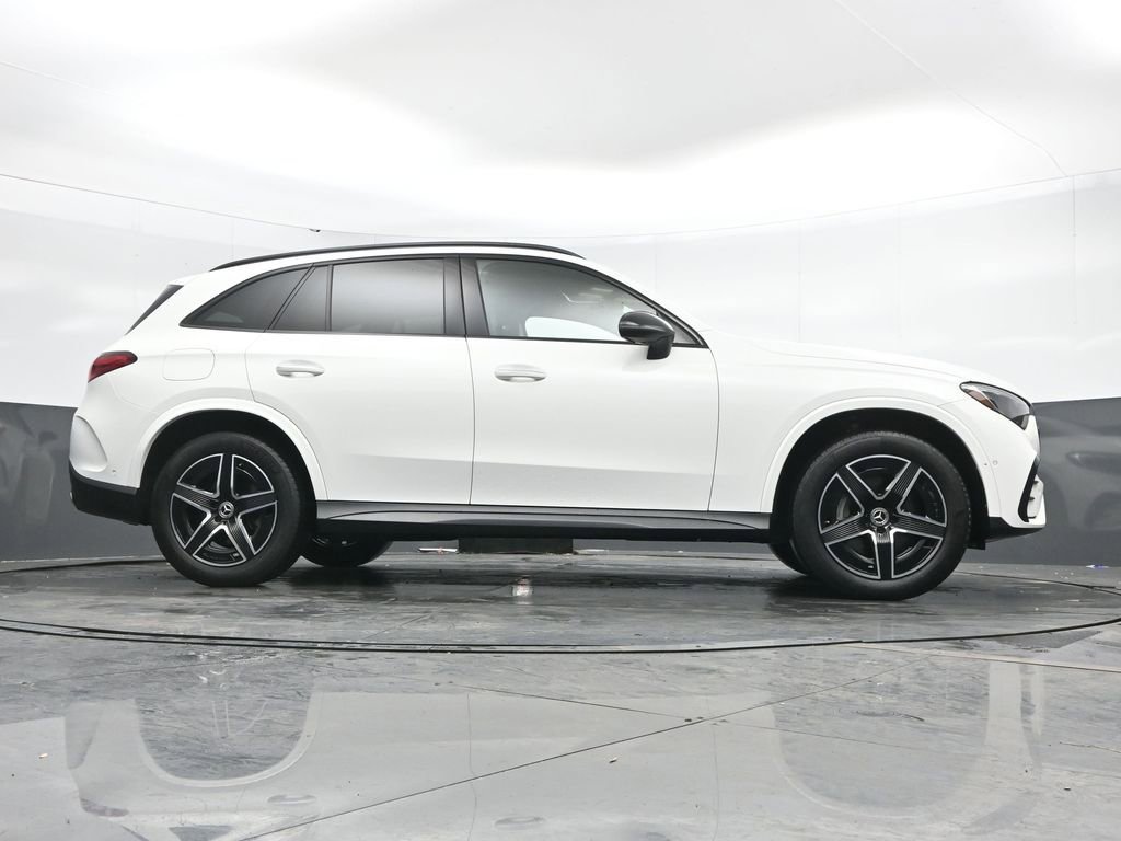 Used 2023 Mercedes-Benz GLC 300 image 39