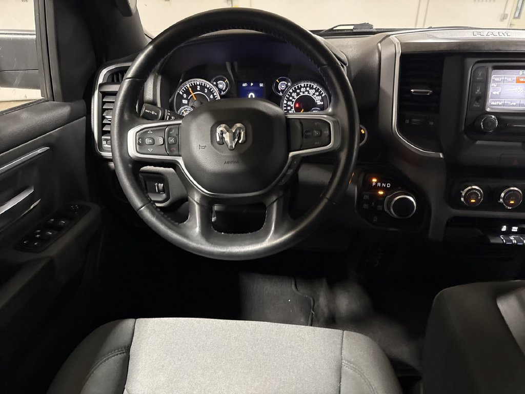 Used 2022 RAM 1500 Big Horn AWD/4WD image 11
