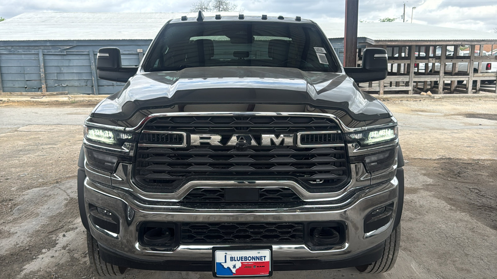 New 2026 RAM 5500 Tradesman w/ Chrome Appearance Group image 2