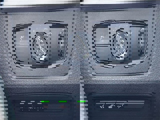 Used 2020 BMW 440i 440i w/ M Sport Package image 17