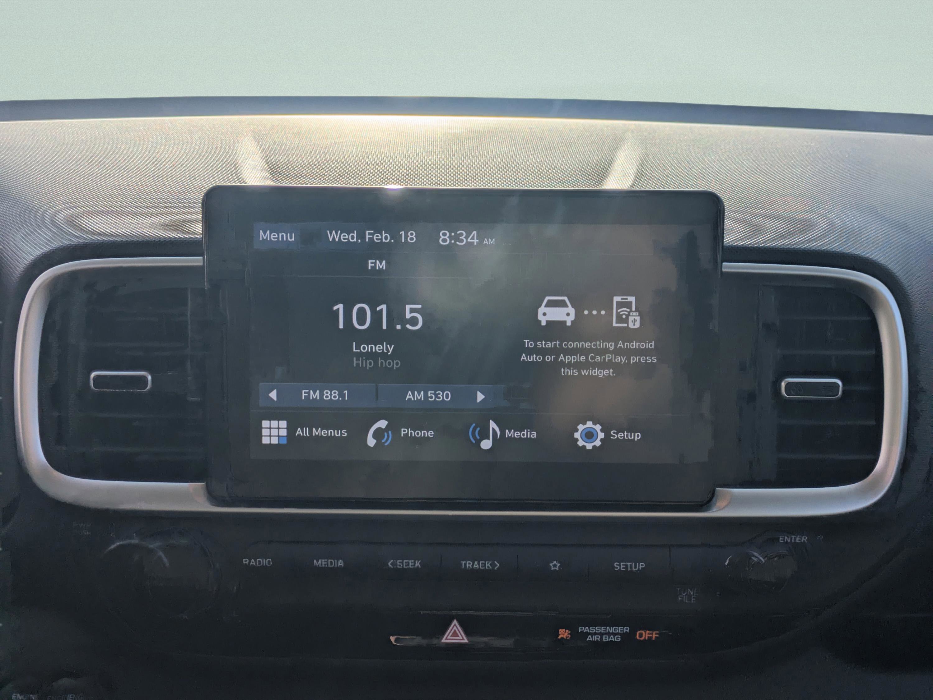 Certified 2024 Hyundai Venue SEL image 18