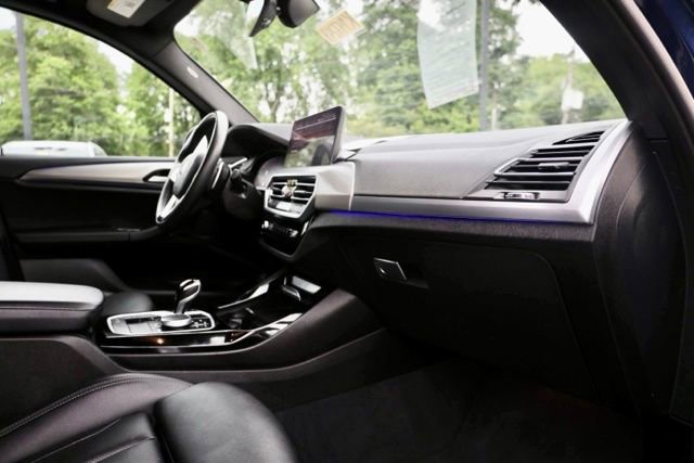 Used 2024 BMW X3 sDrive30i w/ Premium Package RWD image 40