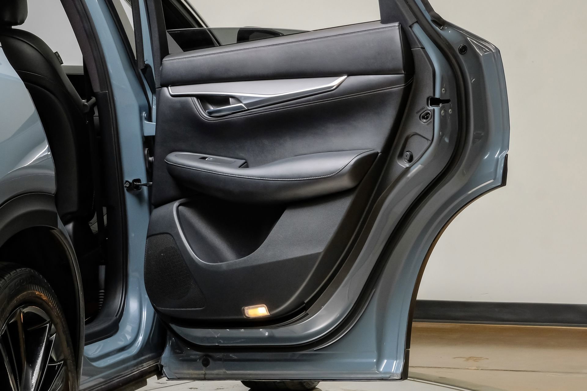 Used 2023 INFINITI QX55 Luxe w/ Cargo Package image 46