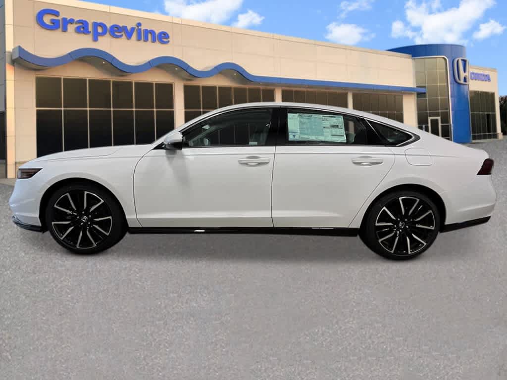 New 2026 Honda Accord Touring image 2