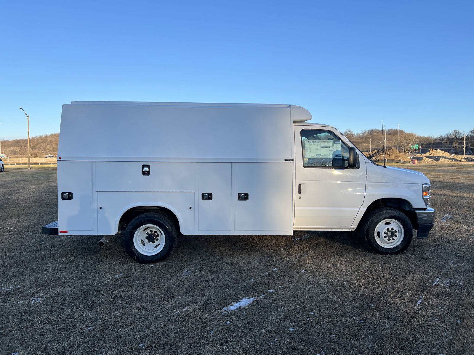 New 2025 Ford E-350 and Econoline 350 Super Duty w/ Power Equipment Group image 8