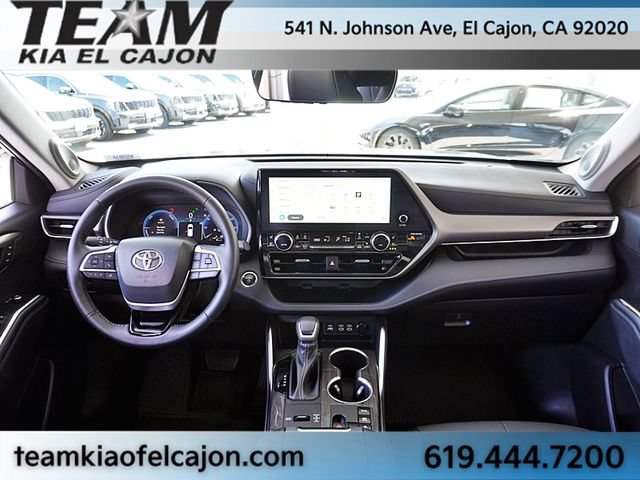 Used 2023 Toyota Highlander Limited AWD/4WD image 20
