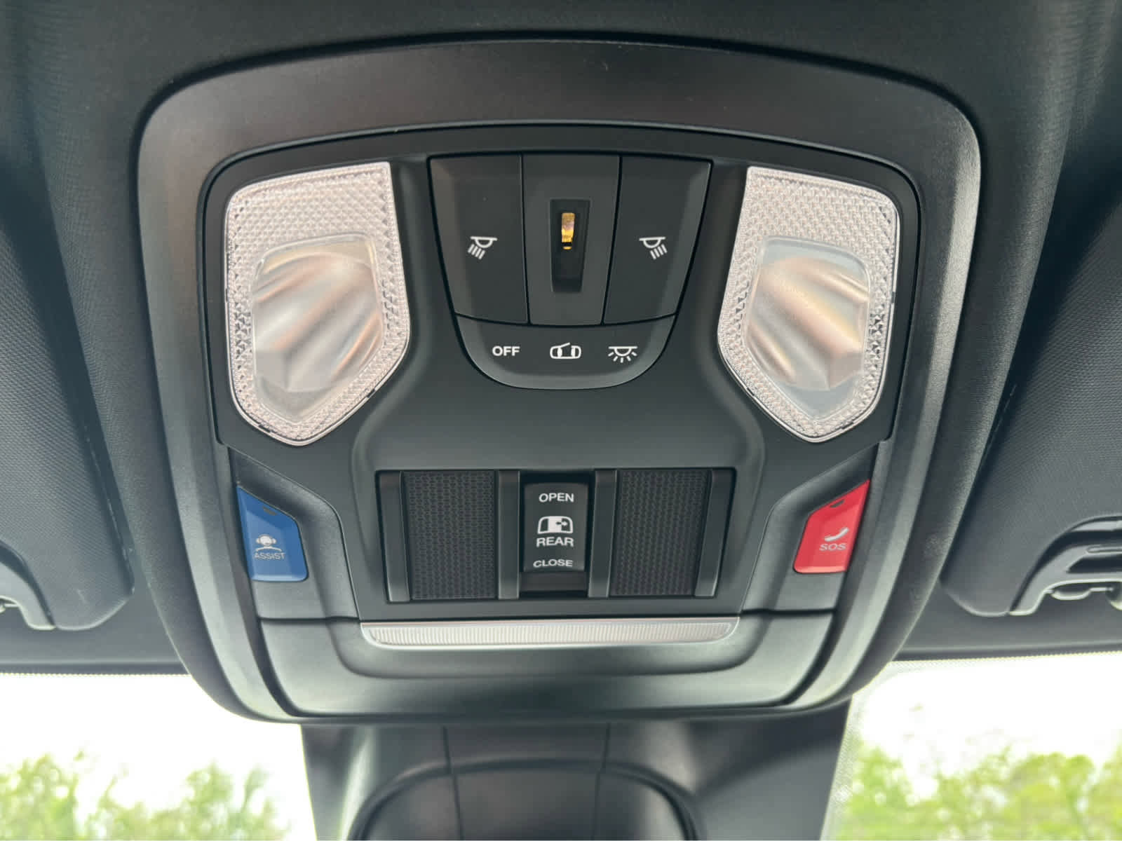 New 2026 RAM 3500 Tradesman AWD/4WD image 17