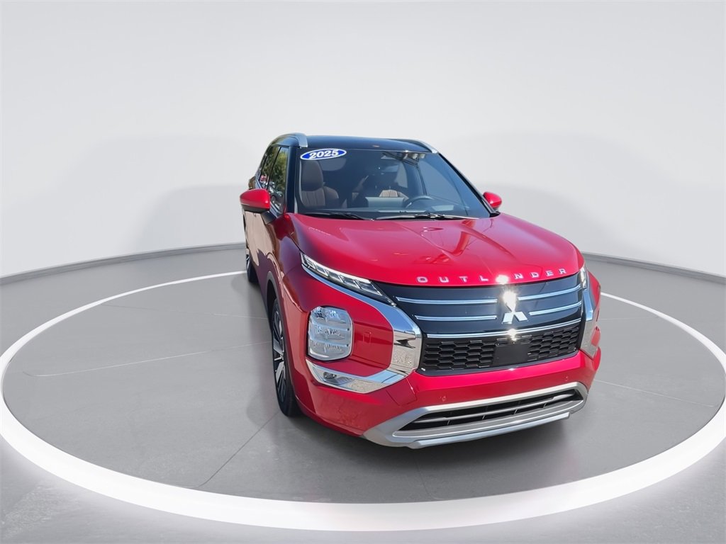 New 2025 Mitsubishi Outlander SEL image 3