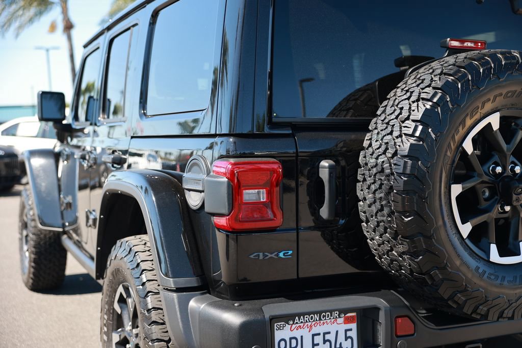 Used 2024 Jeep Wrangler Unlimited Rubicon 4xe image 13