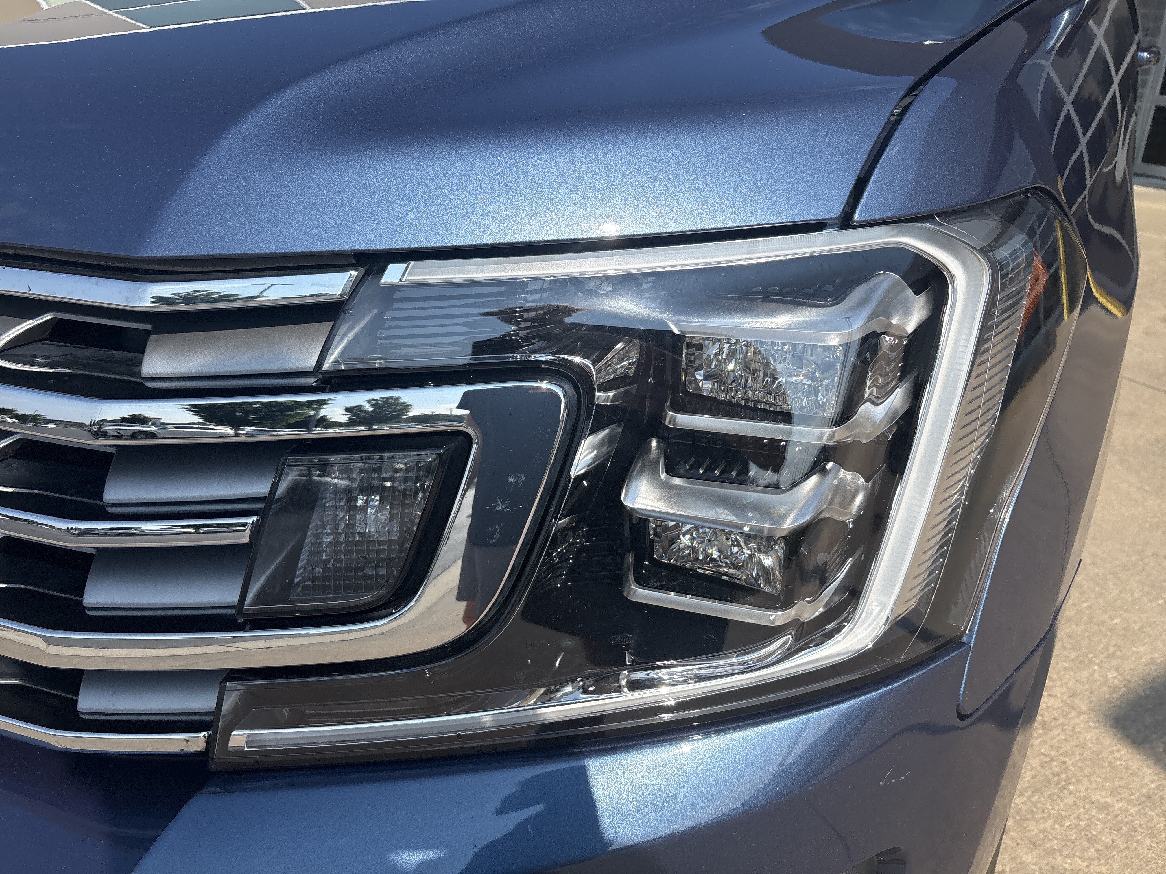 Used 2019 Ford Expedition Limited w/ Equipment Group 302A RWD image 6