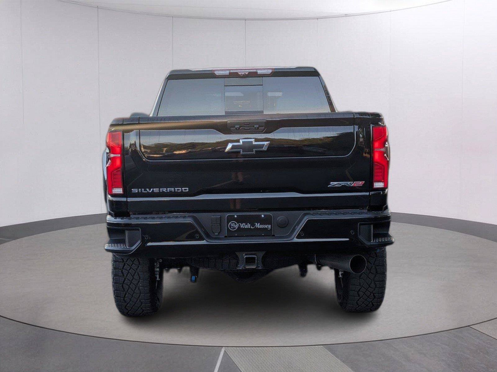 Used 2026 Chevrolet Silverado 2500 ZR2 AWD/4WD image 4