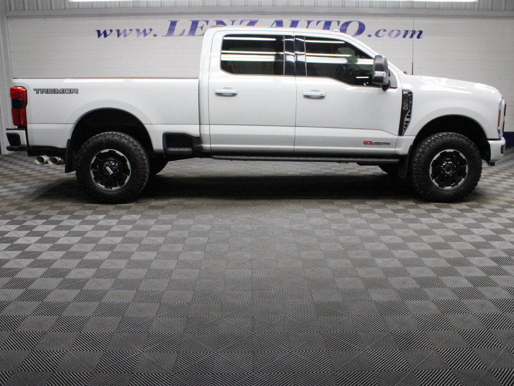 Used 2026 Ford F250 XLT w/ Tremor Off-Road Package AWD/4WD image 2