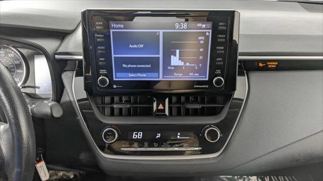 Used 2022 Toyota Corolla LE image 28