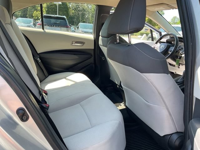 Used 2020 Toyota Corolla LE FWD image 17