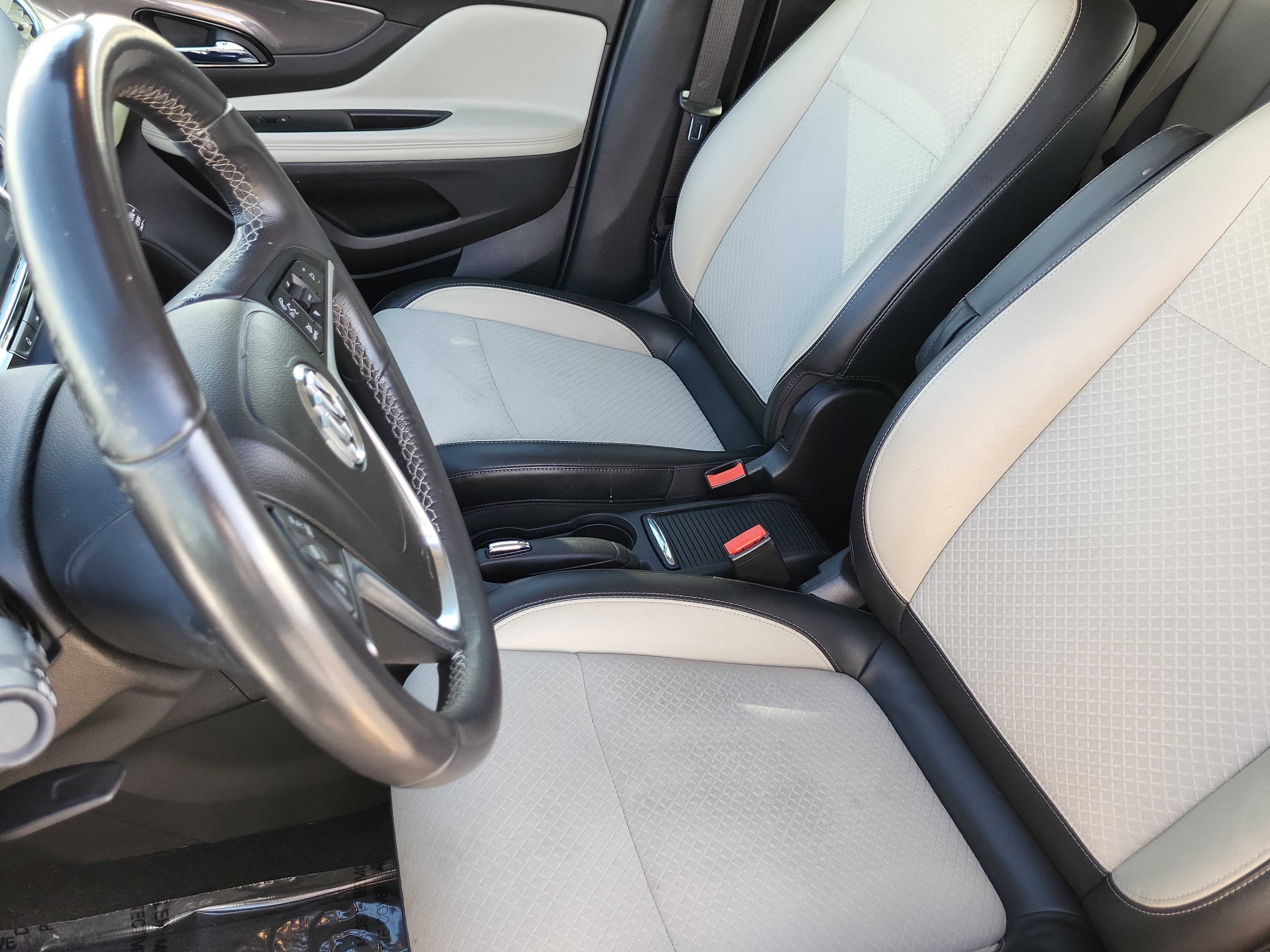 Used 2019 Buick Encore Preferred image 12