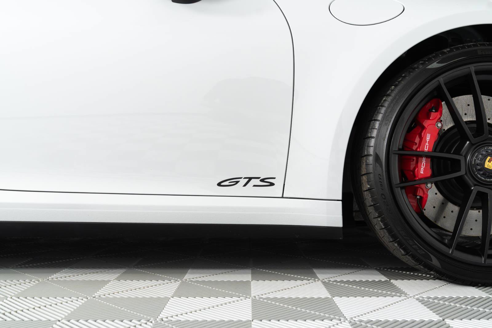 Used 2023 Porsche 911 Carrera GTS RWD image 25
