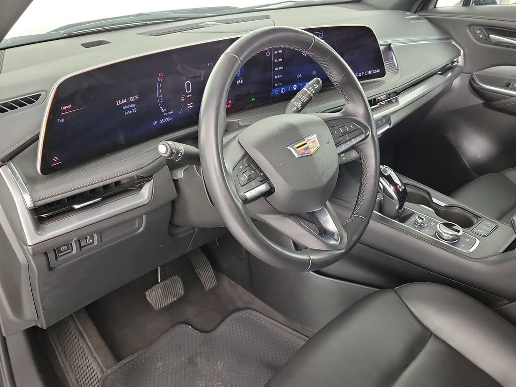 Certified 2025 Cadillac XT4 Premium Luxury FWD image 18