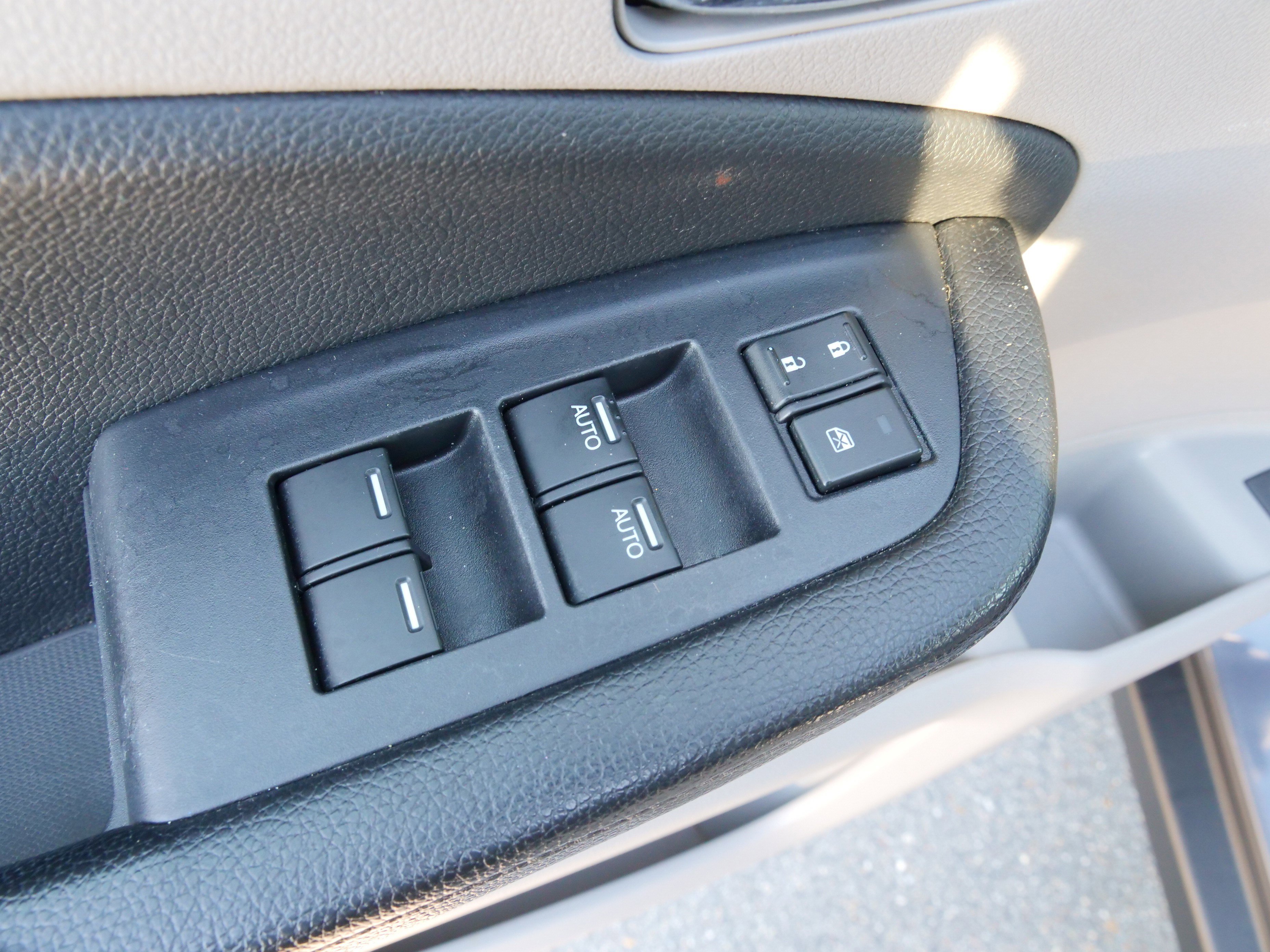 Used 2018 Honda Pilot EX-L image 19