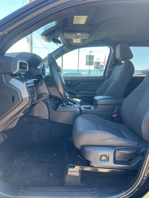 Used 2024 Toyota Tacoma SR5 image 21