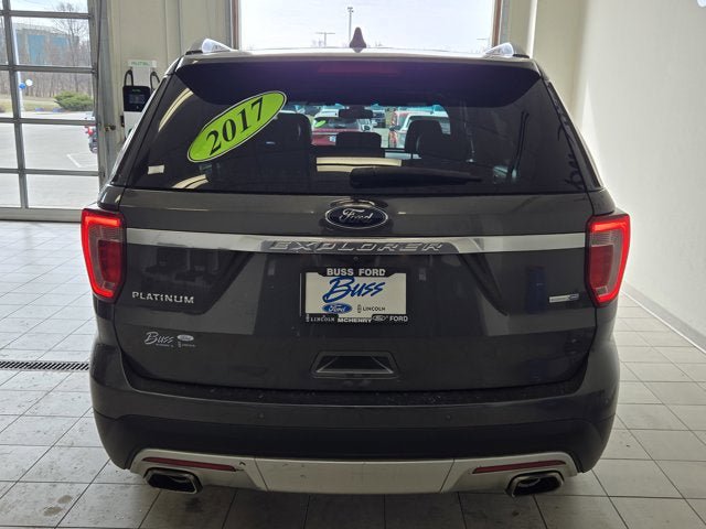 Used 2017 Ford Explorer Platinum image 12
