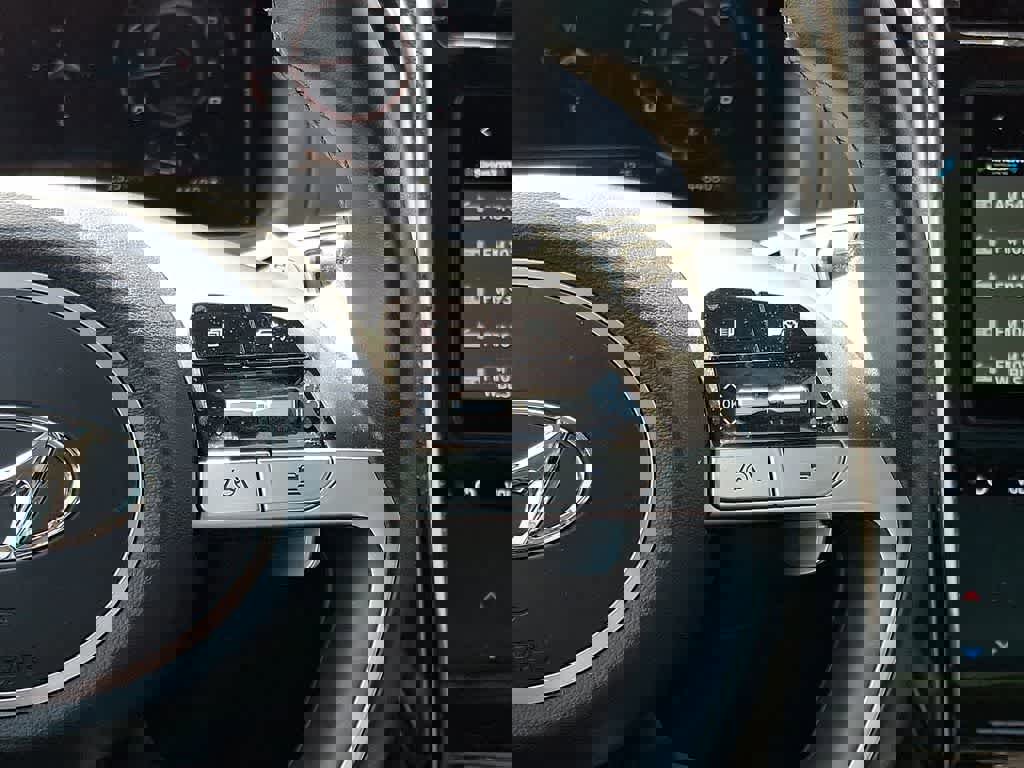 Used 2024 Hyundai Tucson Limited image 23