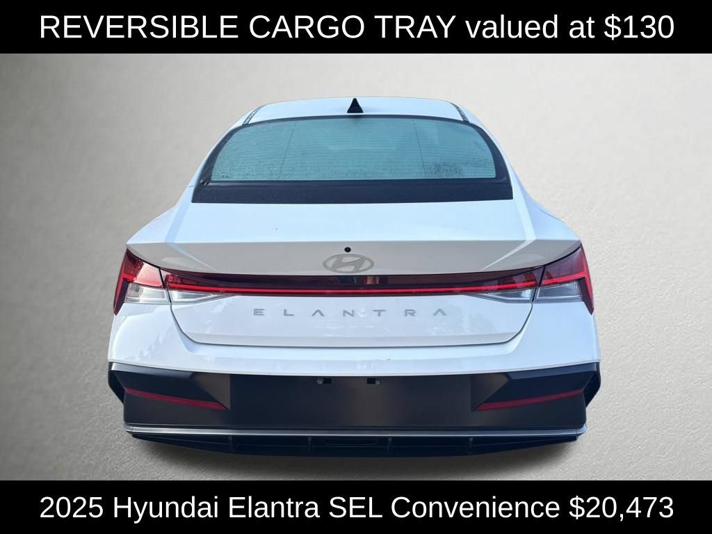 Used 2025 Hyundai Elantra SEL FWD image 4