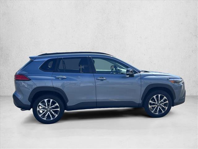 Certified 2025 Toyota Corolla Cross XLE image 4