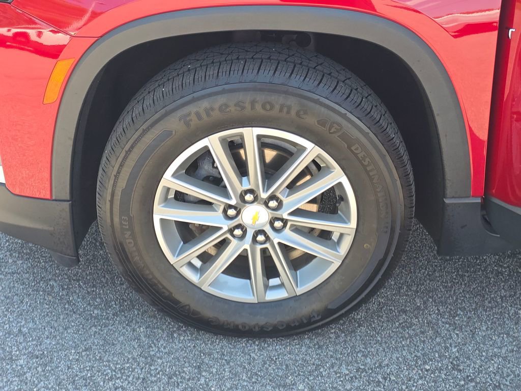 Certified 2023 Chevrolet Traverse LT FWD image 27