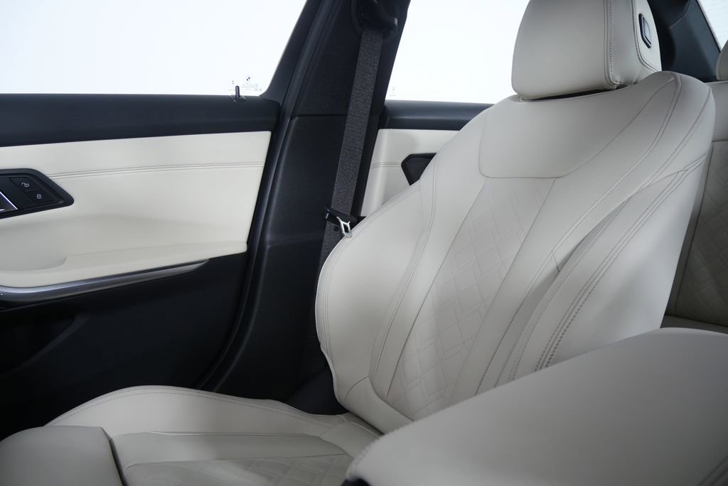 New 2026 BMW M340i xDrive w/ Premium Package image 27