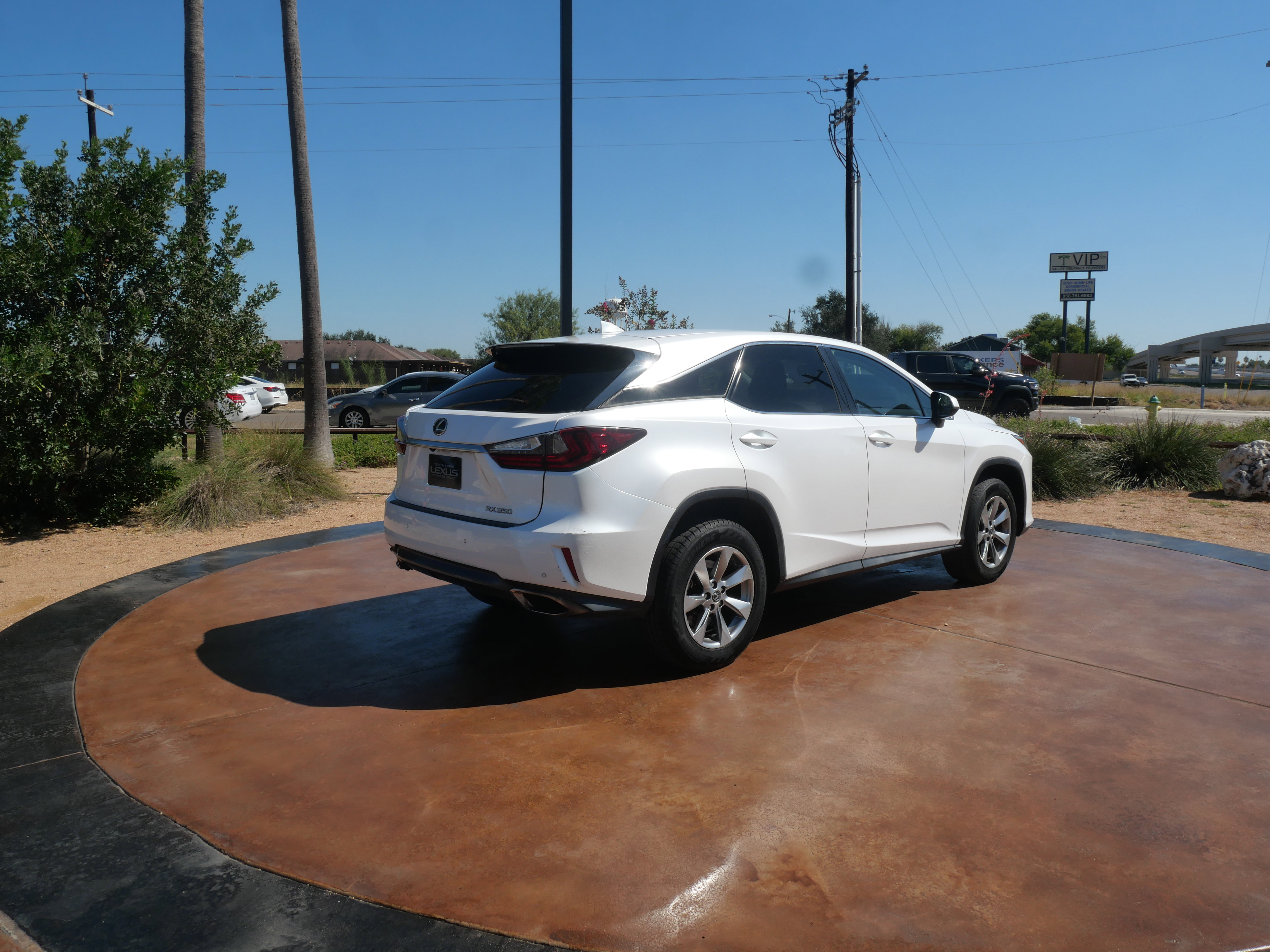 Used 2018 Lexus RX 350 FWD image 2