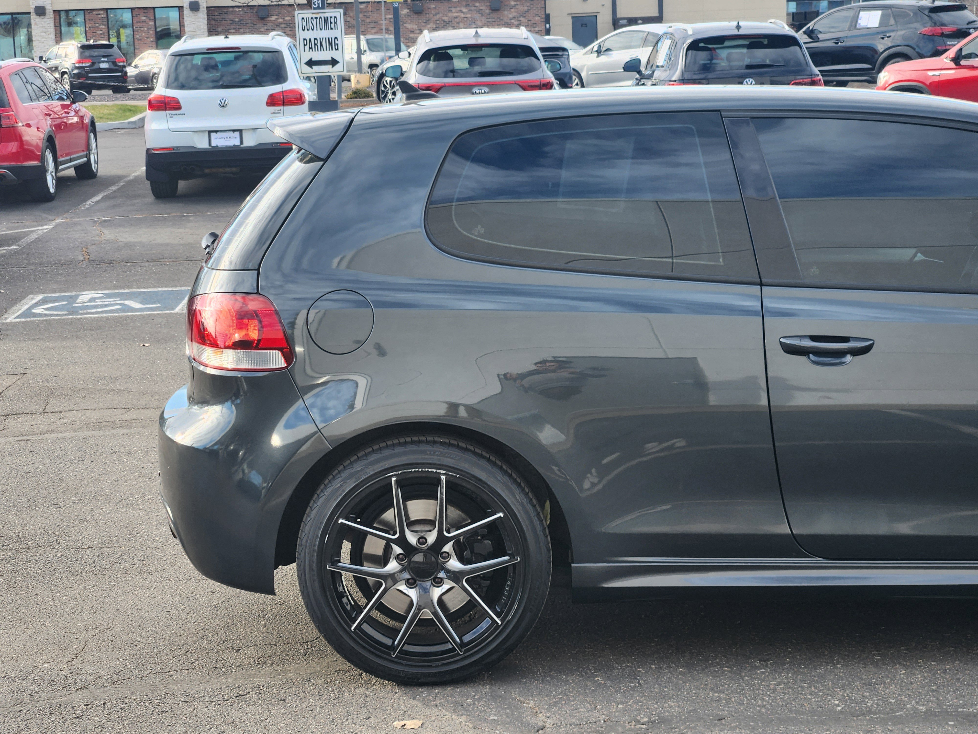 Used 2013 Volkswagen Golf R 2-Door image 7